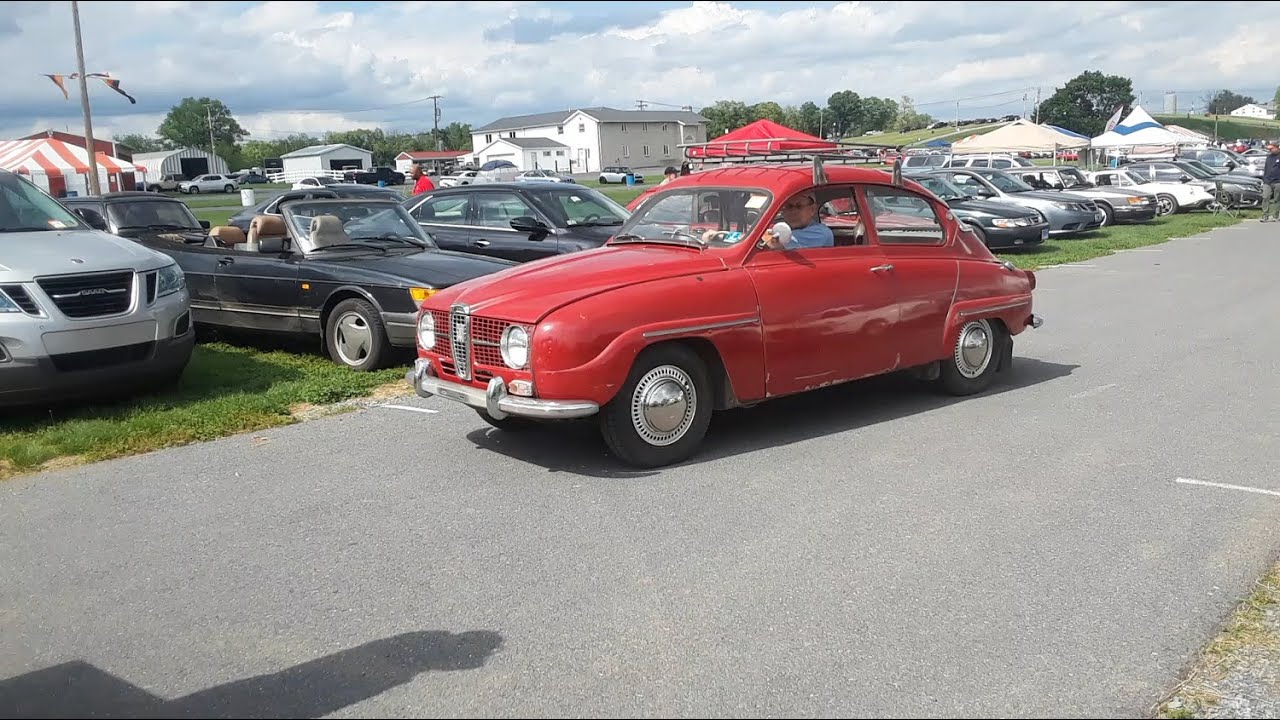 Checking Out Classic ars With Pam SAAB 3 Cylinder 96 and 93 at the 2019 Import Carlisle