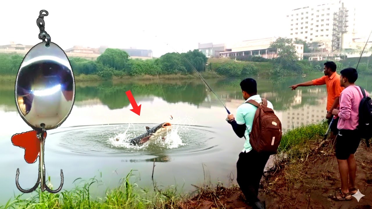 चम्मच से पड़न पठान मछली का secret | Wallago Attu Fish Catching | Spoon Hook Fishing | Fishing video