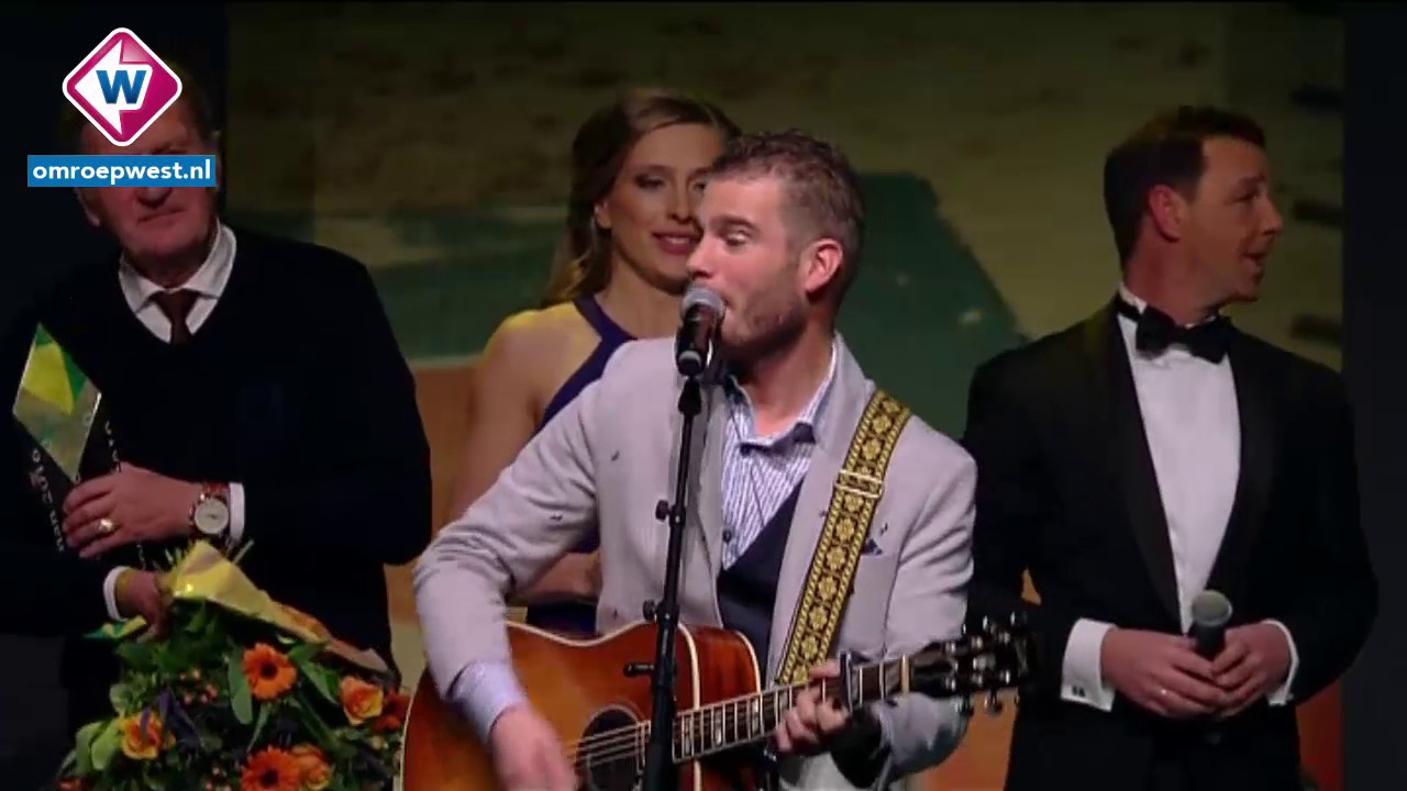 Tom Beugelsdijk zingt O, o, Den Haag!