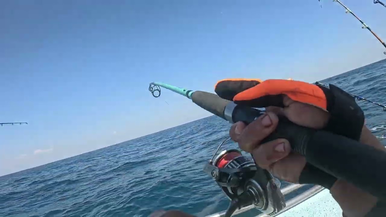Pesca de atunes en puerto marques,acapulco 
