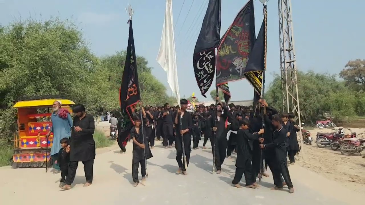 10 Muharram Matmi Jaloos Ustad Imran Shah Or Saqib Shah Ky Ghar Hota Howa Darbar Husain My Ja Rha Hy