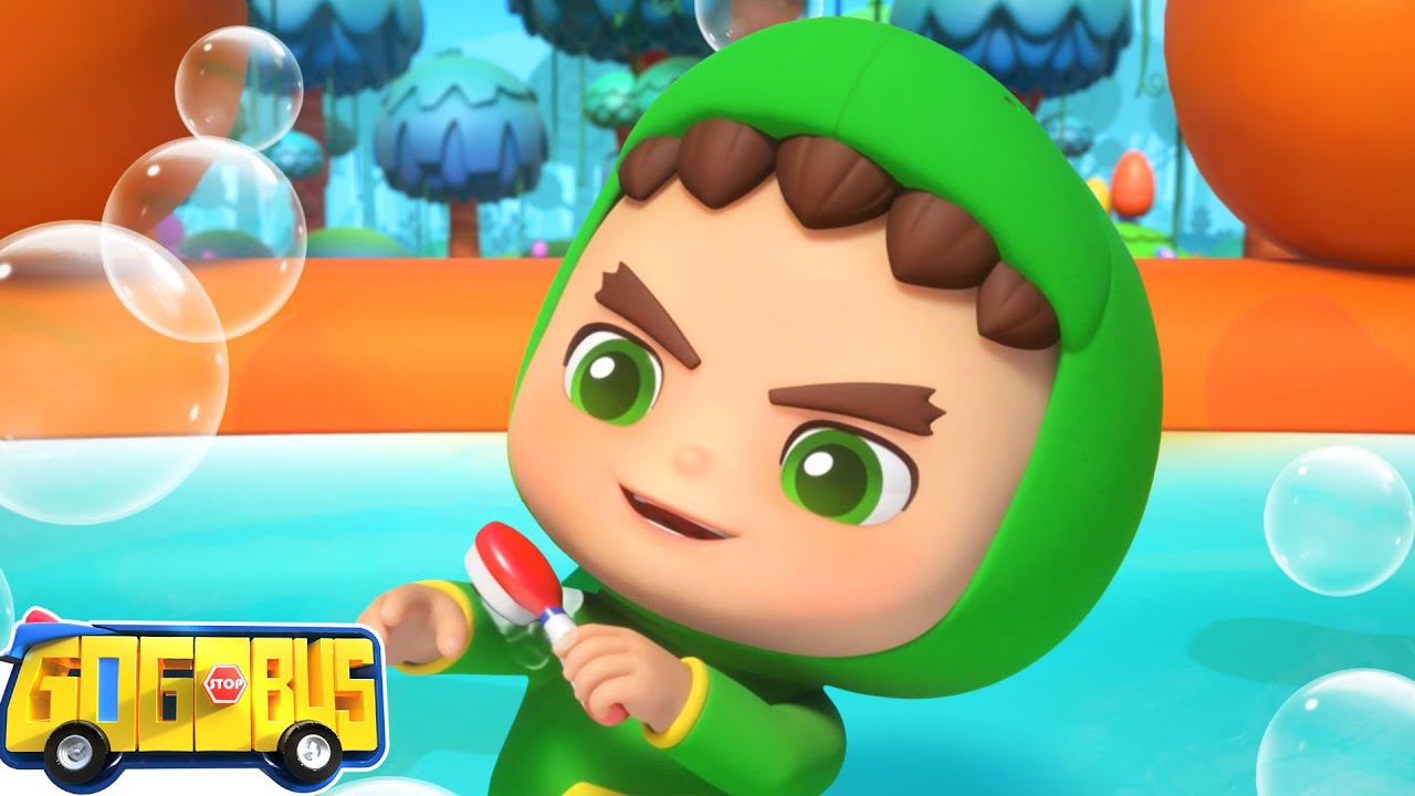 Let's Get In The Tub 🛁  | The Bath Song | GoGoBus Nursery Rhymes And Kids Song 🚌