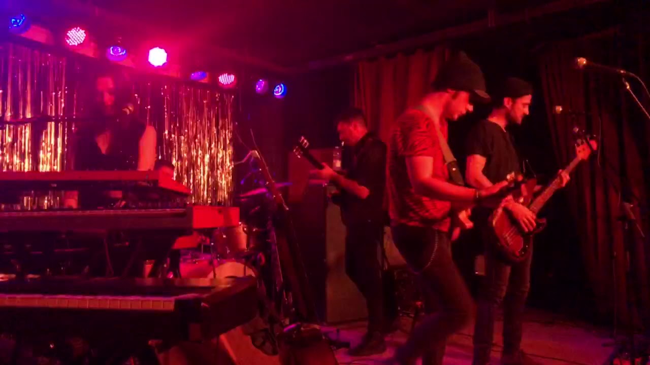 A Toys Orchestra-UNDER PRESSURE in MIDNIGHT REVOLUTION @Circolo Ohib&ograve;