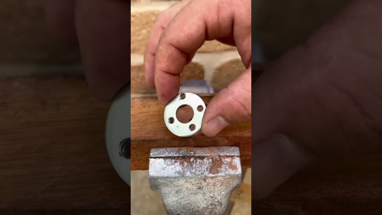Segredo para emendar caibro 😳 #dicas #vocesabia #truques #obras #diy