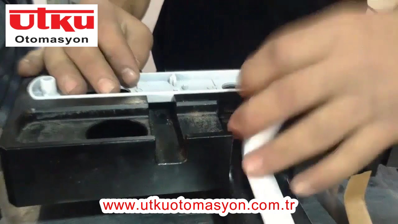 PVC DOOR HANDLE ASSEMBLY MACHINE / Pvc kapı kolu montaj makinasi