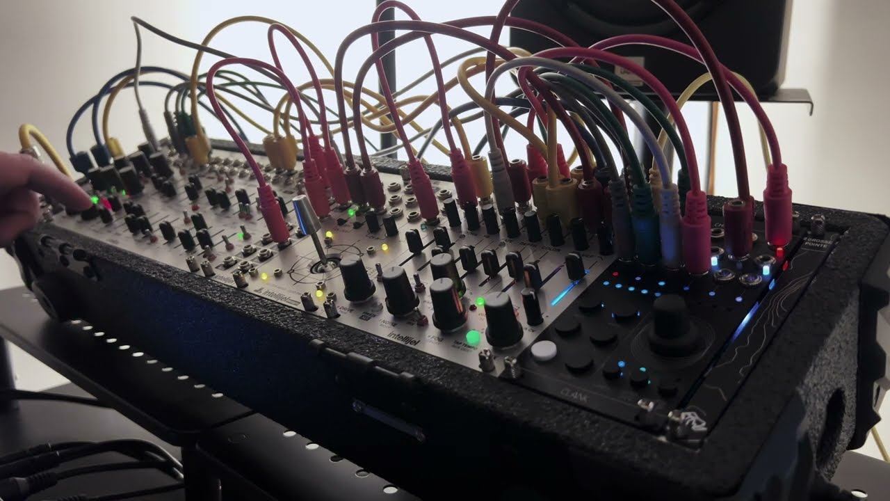 First Patch | Intellijel Atlantix & Sealegs, Clank Chaos