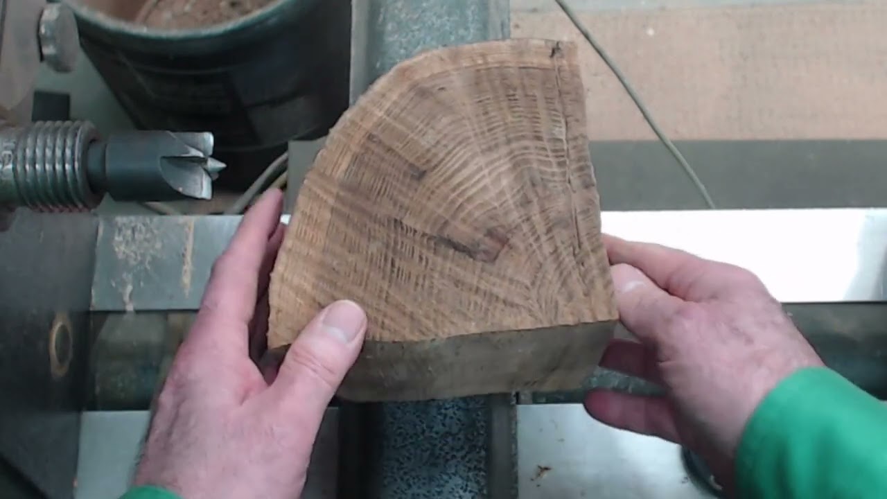 Start a woodturning blank on the lathe