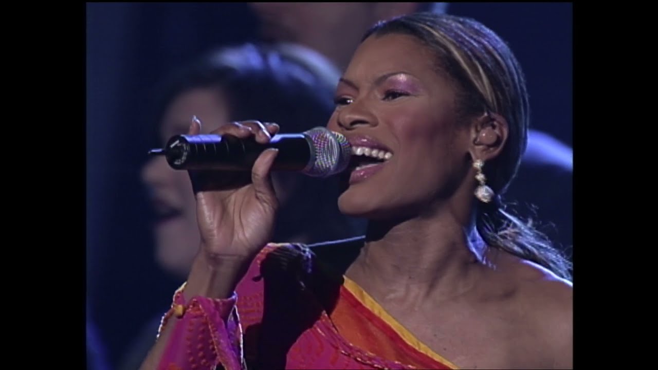Nicole C Mullen: 