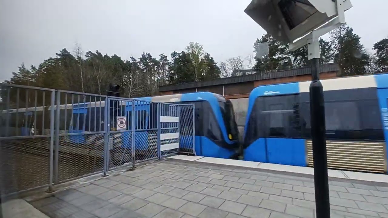 Tunnelbanan Från Hässelby Strand Till Gullmarsplan