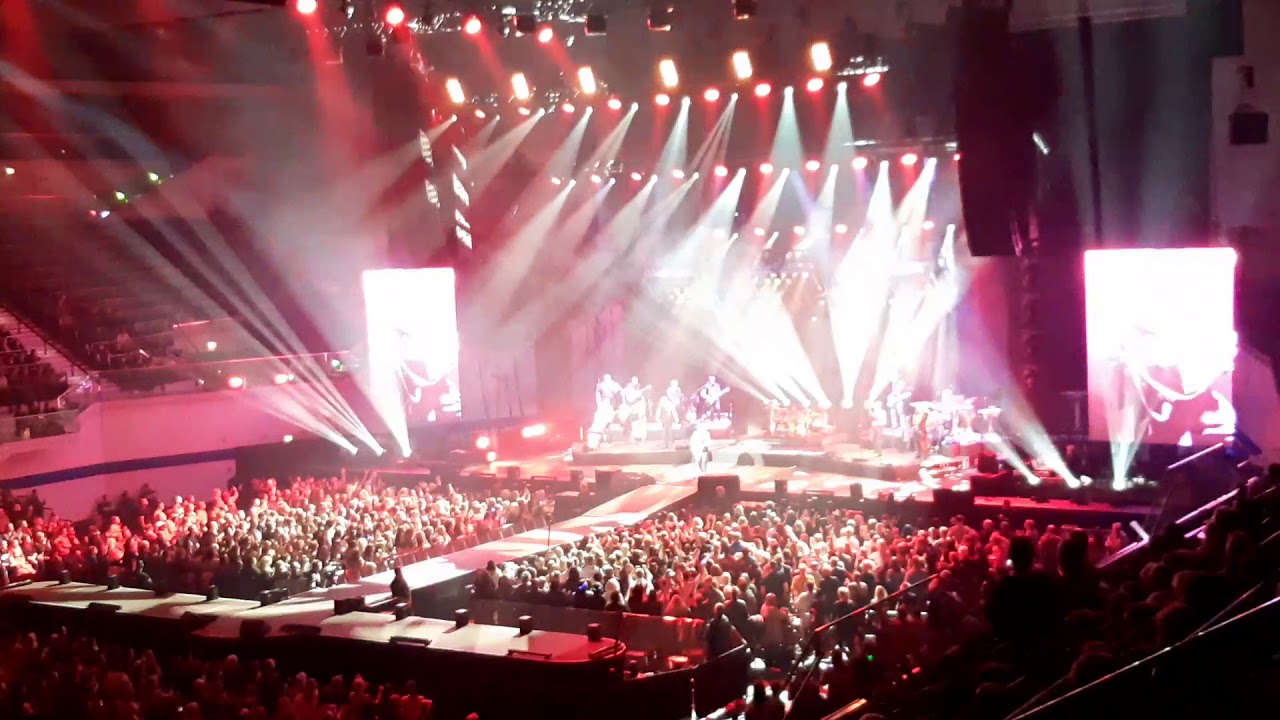 Kelly Family Bremen 12-12-2019 Break Free ( Angelo)