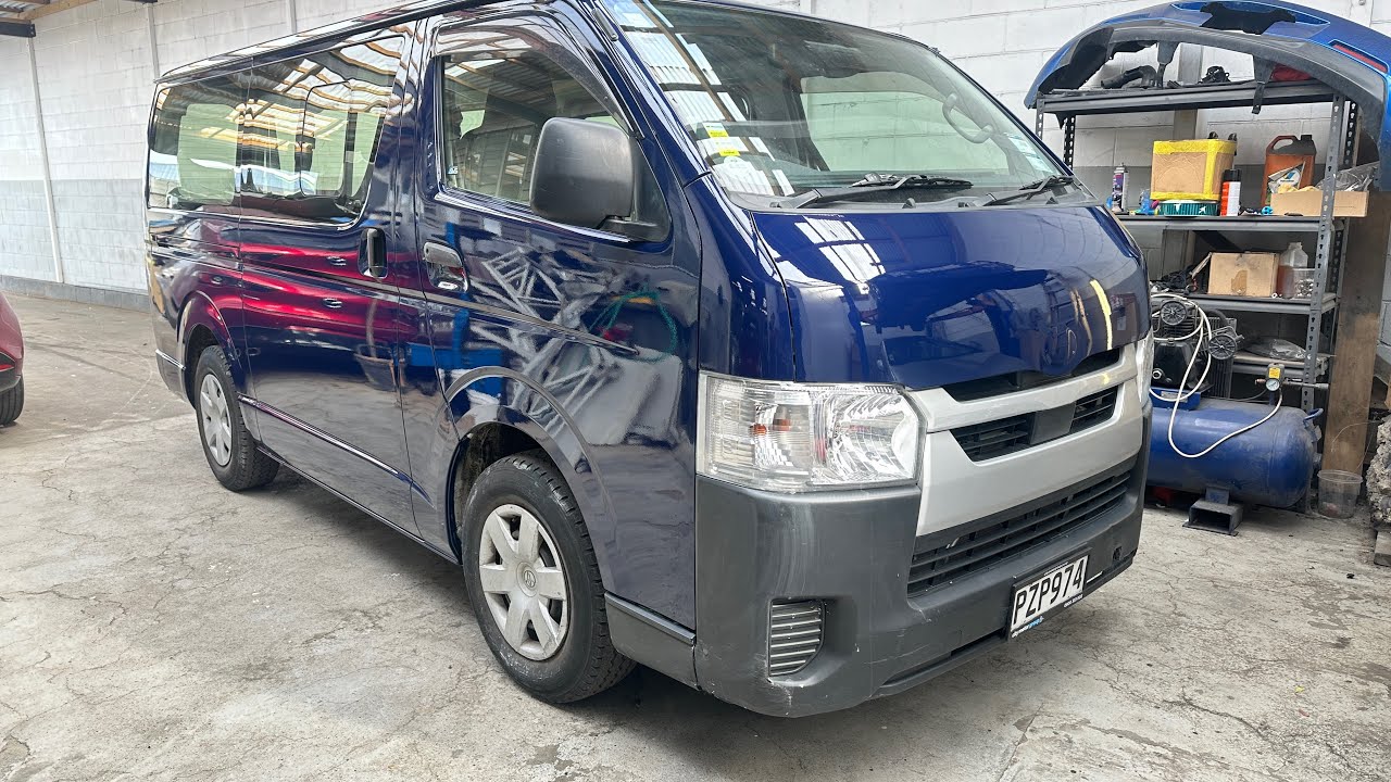 colour change -TOYOTA HIACE