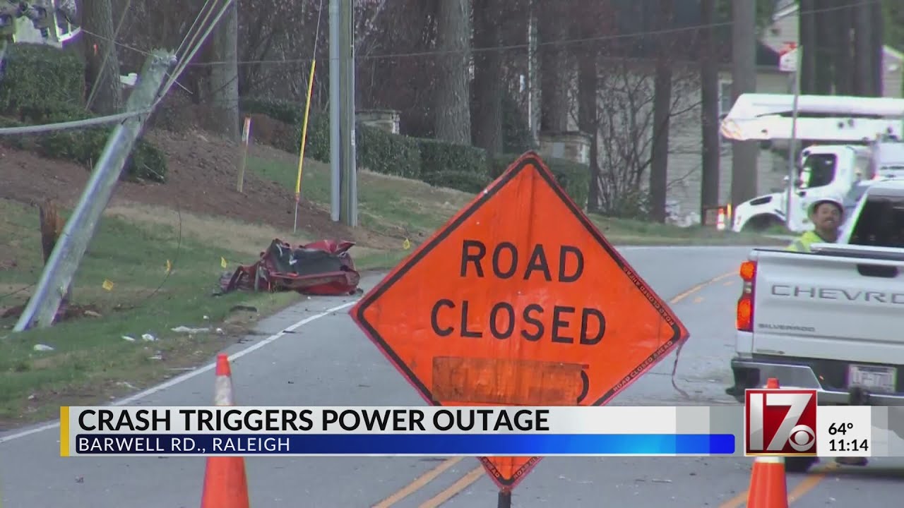 В городе Роли восстановлено электроснабжение, дорога Барвелл-роуд вновь открыта после аварии.