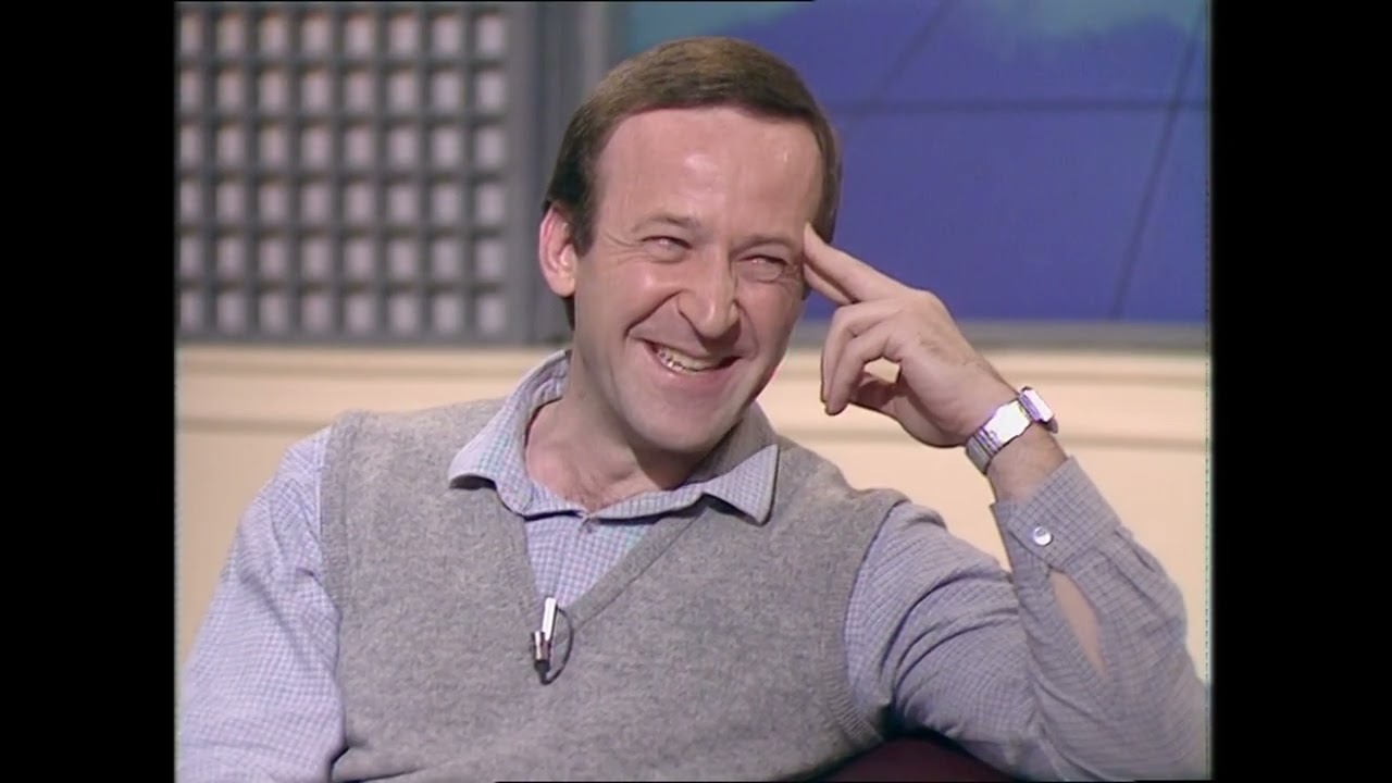 Edge Of Darkness (1985) TV Series: Breakfast TV Bob Peck Interview