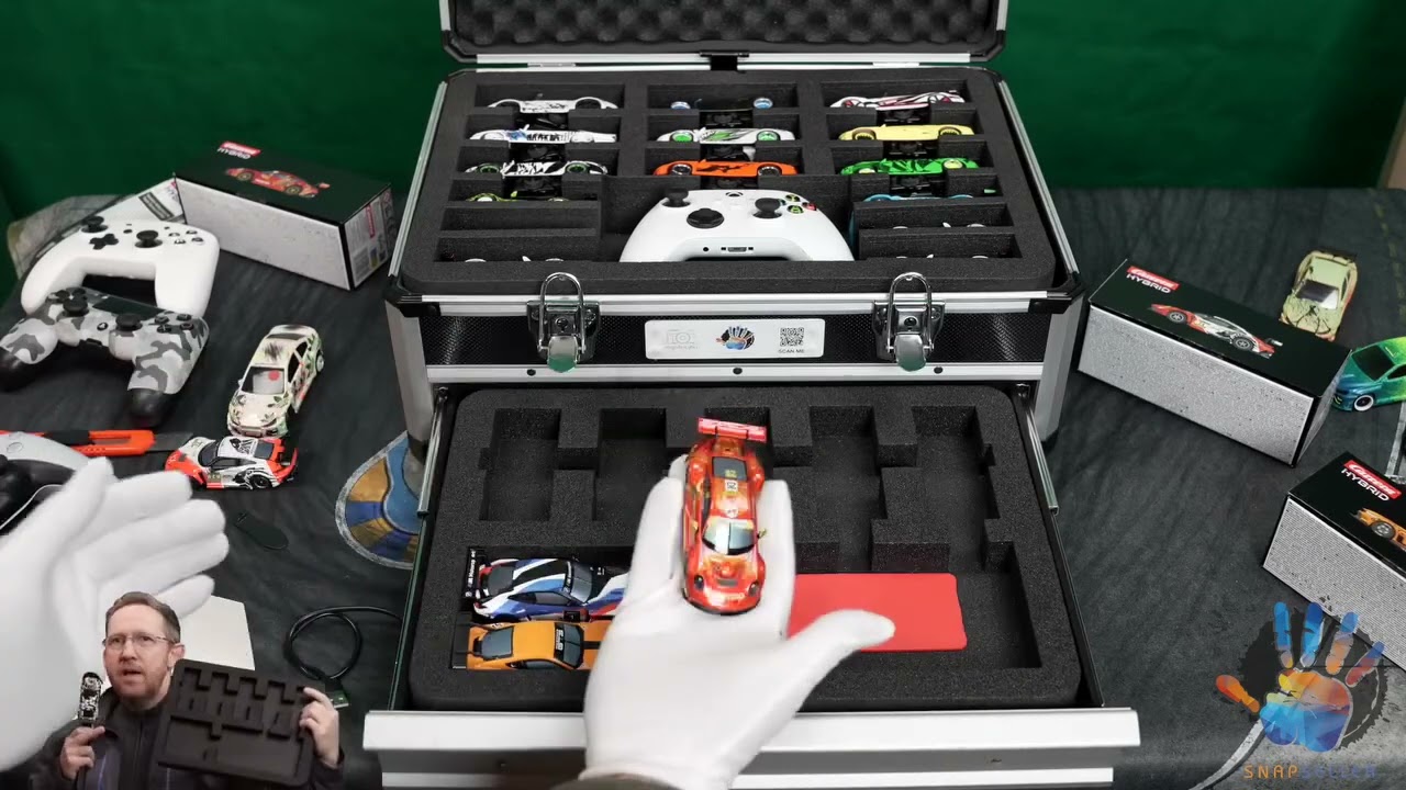 @snapseller9652  jetzt f&uuml;r Carrera Hybrid & Drift Dr!ft Sturmkind Hobby Koffer inkl. Controllerfach