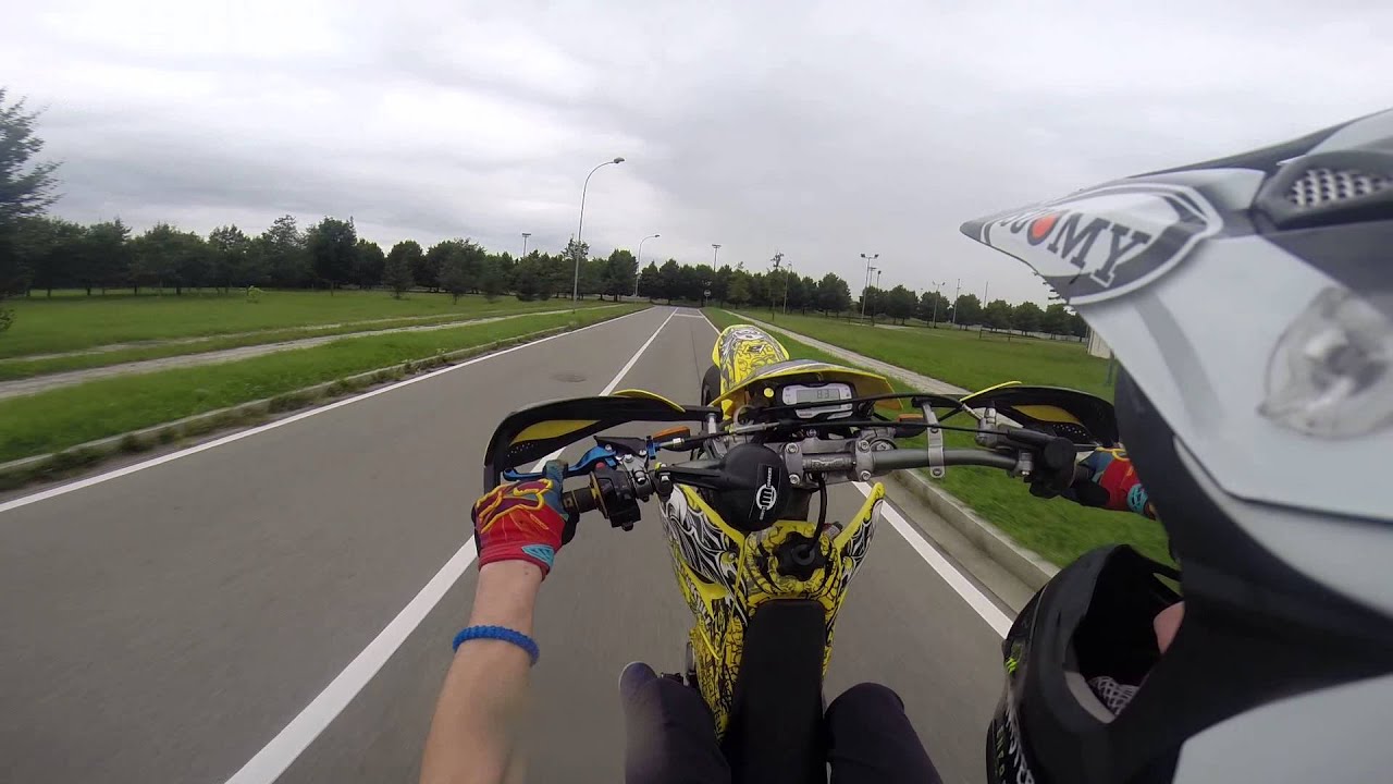 Suzuki RM 125 Motard - GoPro3 Black+