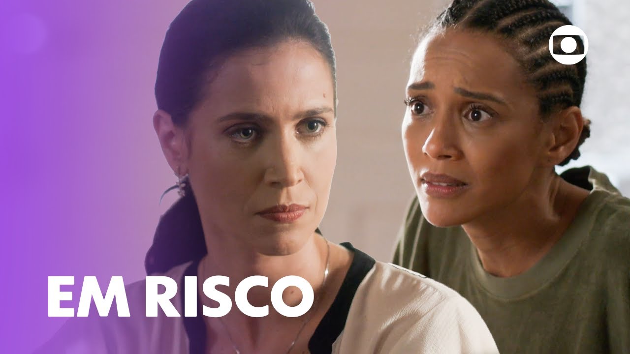 Anita pede Regina para conhecer a fam&iacute;lia de Clarice! | Cara E Coragem | TV Globo