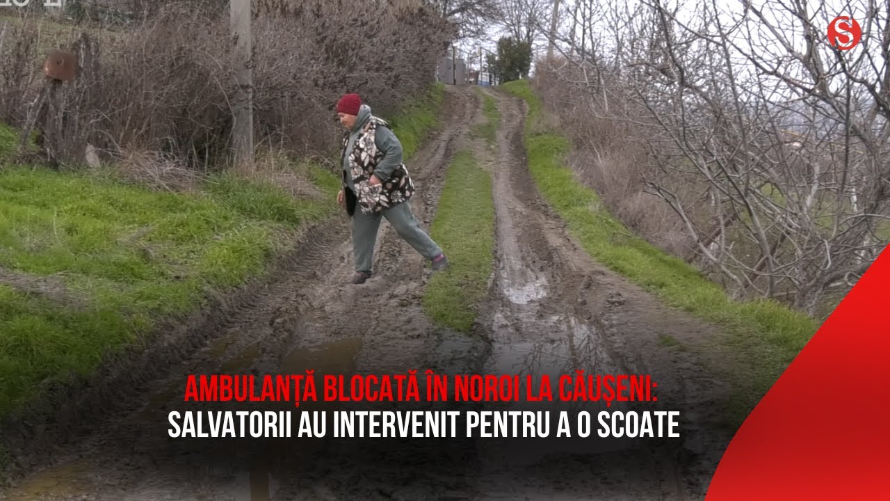 Ambulanță blocată &icirc;n noroi la Căușeni: salvatorii au intervenit pentru a o scoate