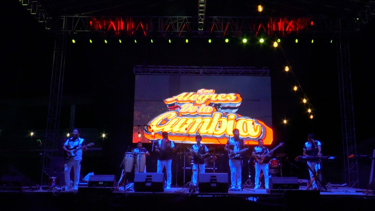 Los Alegres De La Cumbia- El Querreque/El Huizache/El Gallito/La Boda Del Huitlacoche