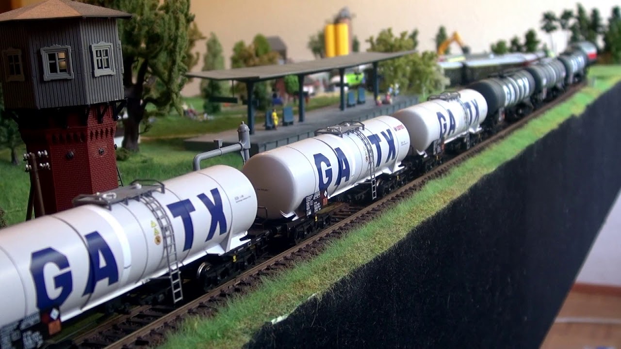 Na zyczenie: Ludmiła z cysternami i pociąg SU45
