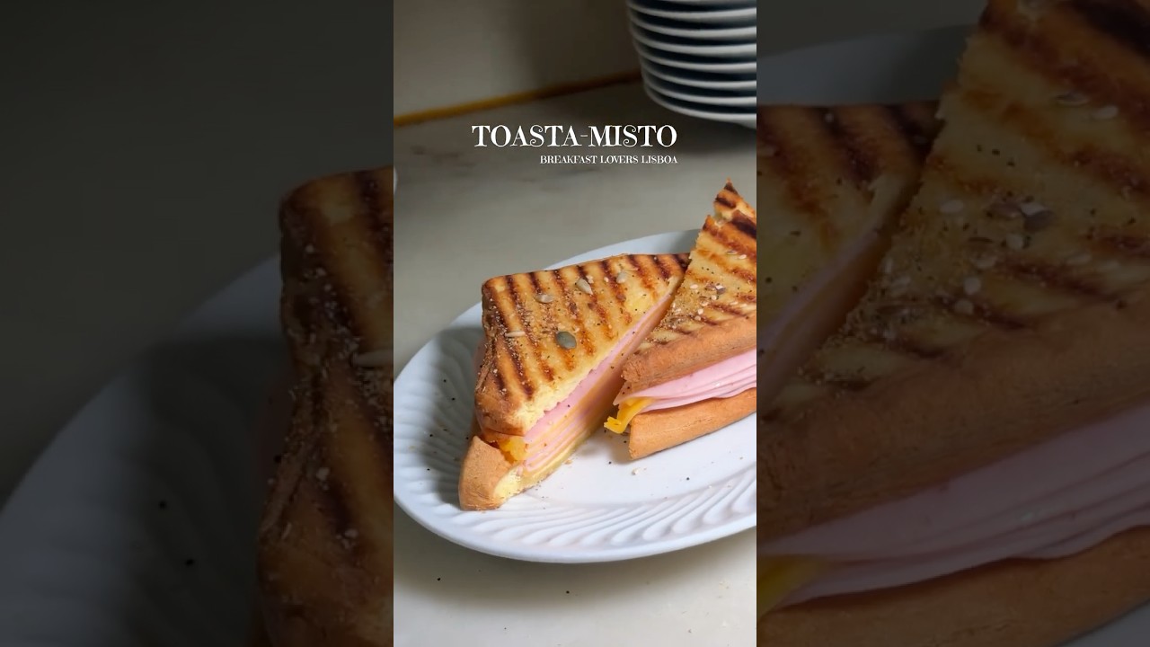 Come and try this tasty toasta-misto✨❤️#breakfastlovers #brunch #food #foodie #lisboa ￼