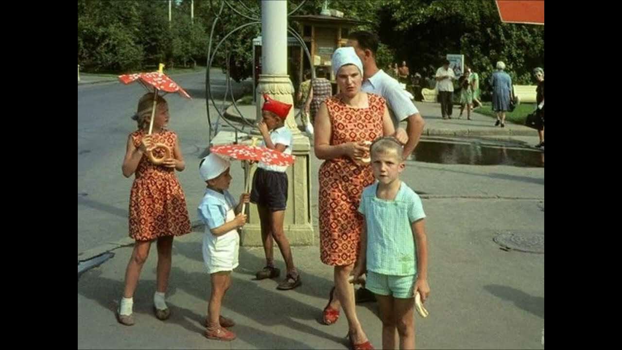70 Vintage Photos Showing Moscow in 1960