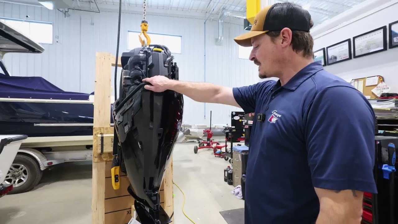 Putting a 90 HP Mercury outboard on a Boston Whaler