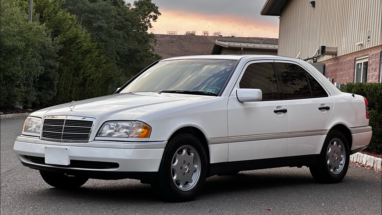 The nicest W202 1997 Mercedes-Benz C230 in the world !!! Drive video 10/5/24
