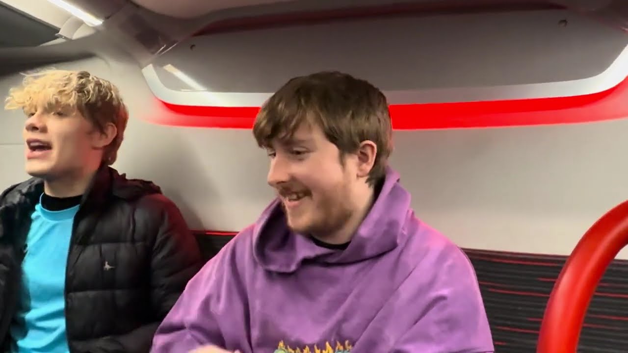 Visiting the cinema to watch FNAF 2 Vlog 