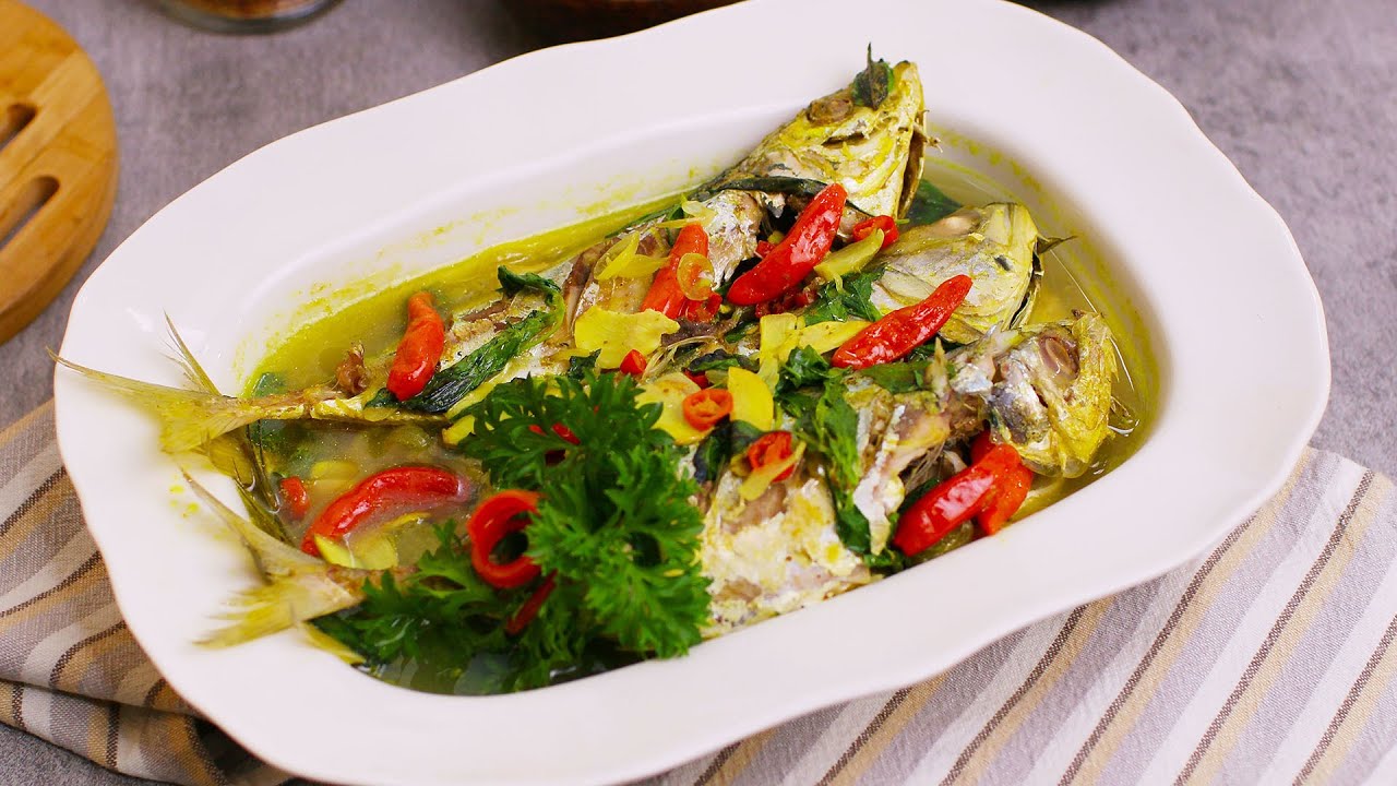 Ikan Kembung Banjar Kuah Kuning Simple - Makanan Khas Daerah Simple