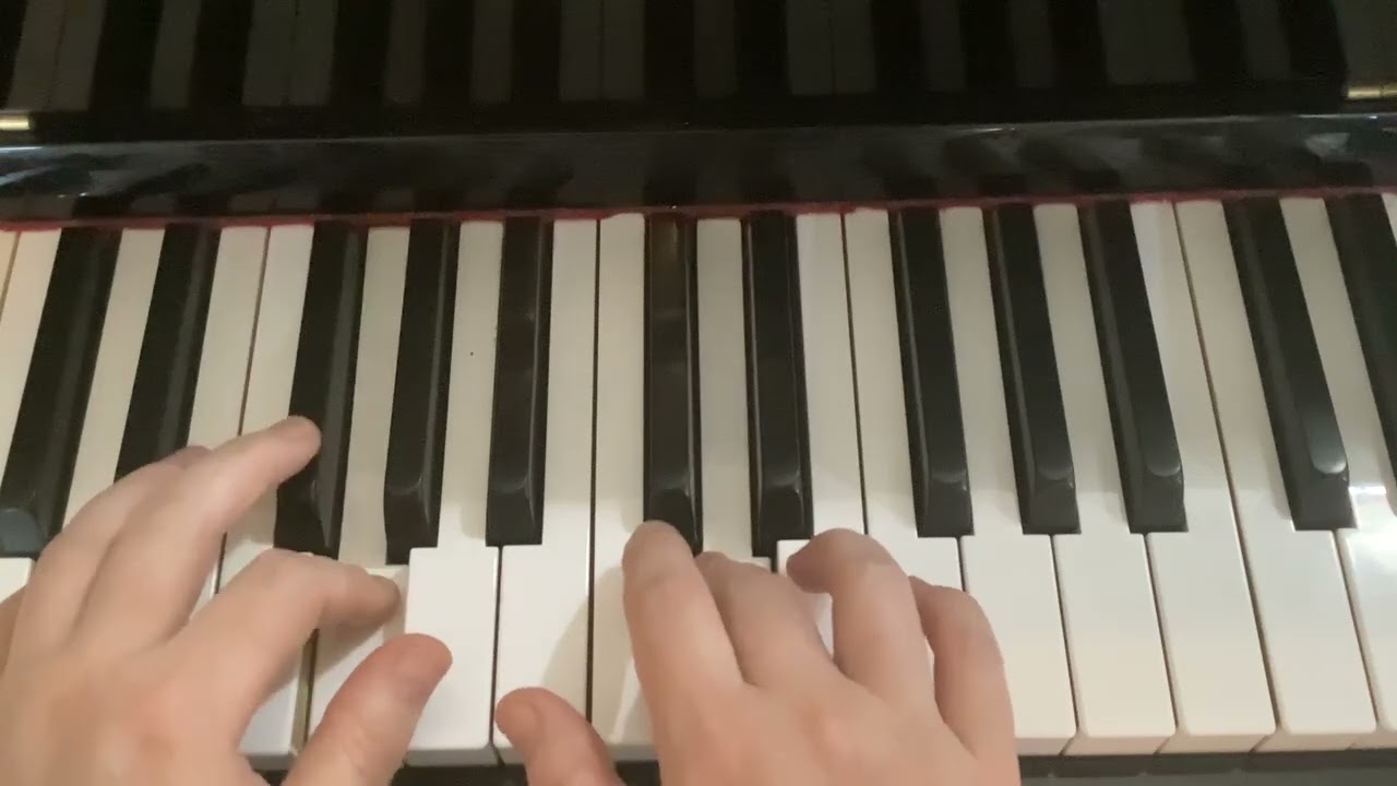 O Worship the King, Piano Trio, Harmony
