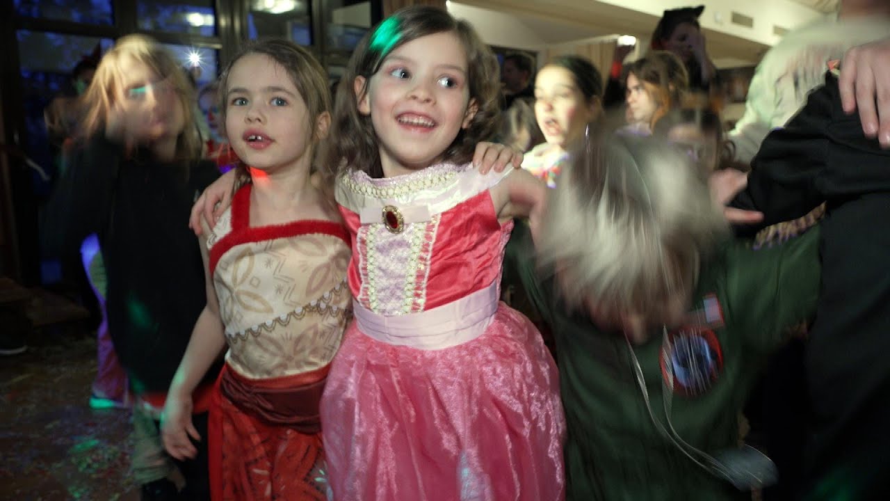 Kindermaskenball in Himberg