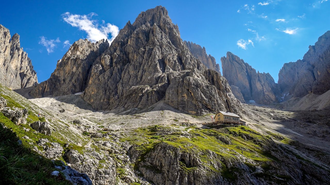 Sassolungo - Hiking Dolomites