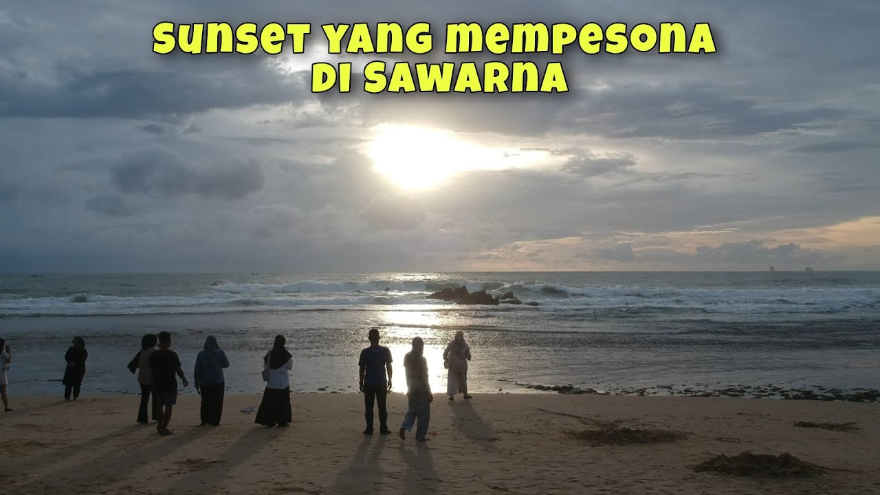 Nikmati Sunset di Pantai Kayakas Crib & Camp Pulau Manuk Sawarna