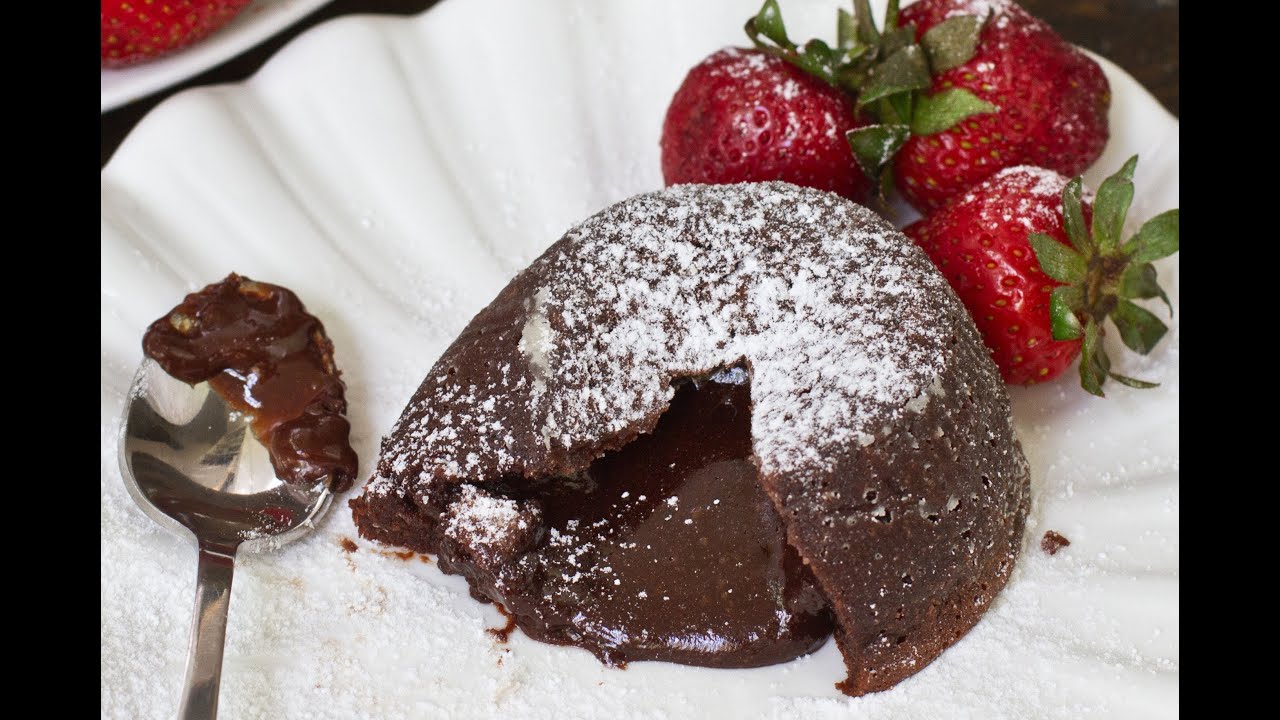 Chocolate Lava Cake - Molten Chocolate Cake
