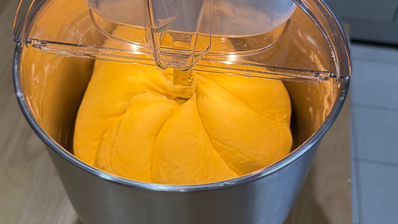 How to mix sourdough bread with Ooni Mixer