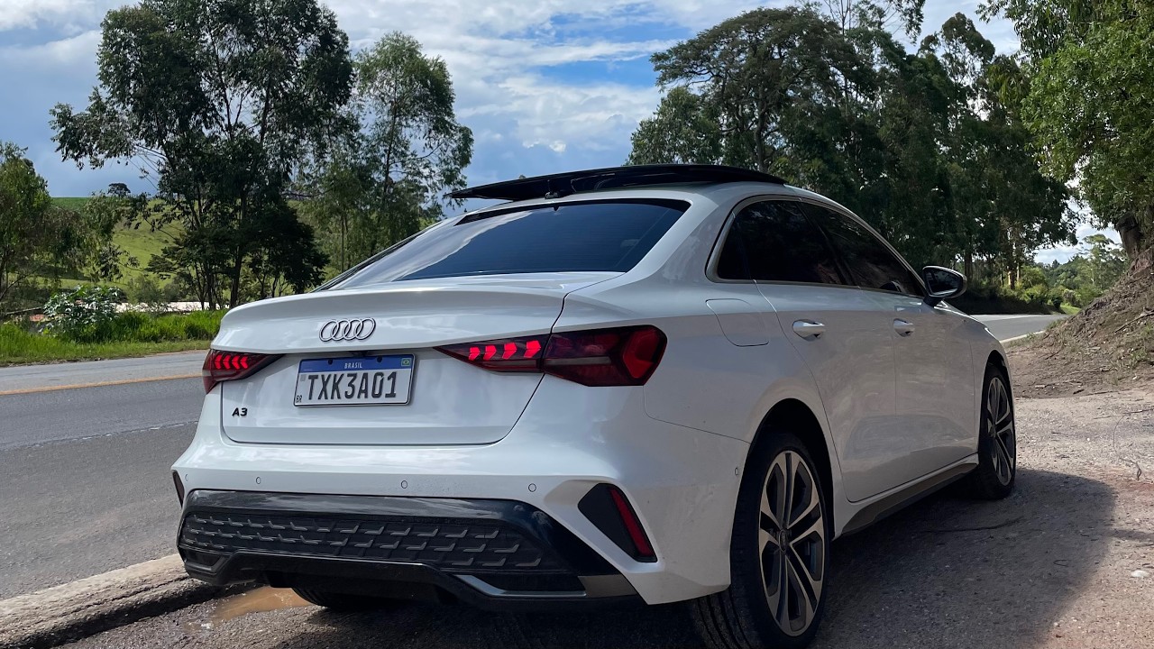 ALUGUEI UM AUDI A3 0KM NA UNIDAS! 