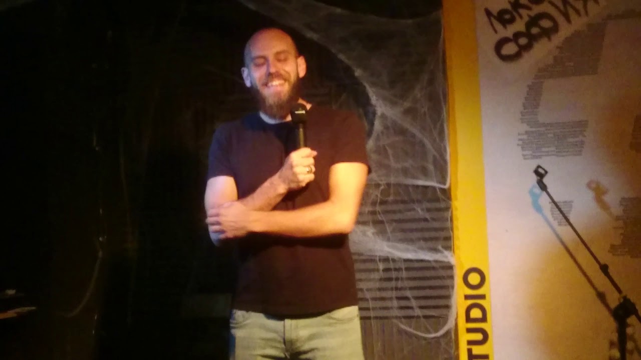 Забавно Stand up comedy Dimitar Ivanov - the captain in Hashtag studio Burgas 10/11/2018 1/2