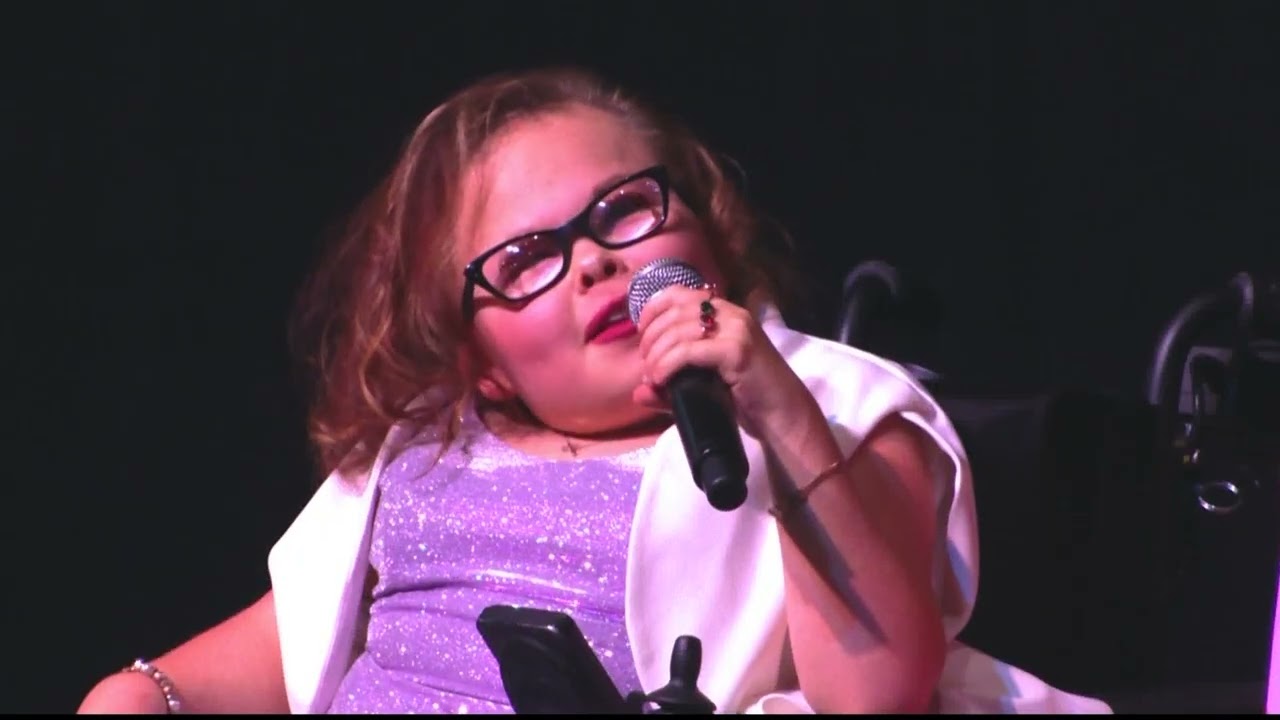 Grace Anna Rodgers Performs At The Crusade 72 Variety Show