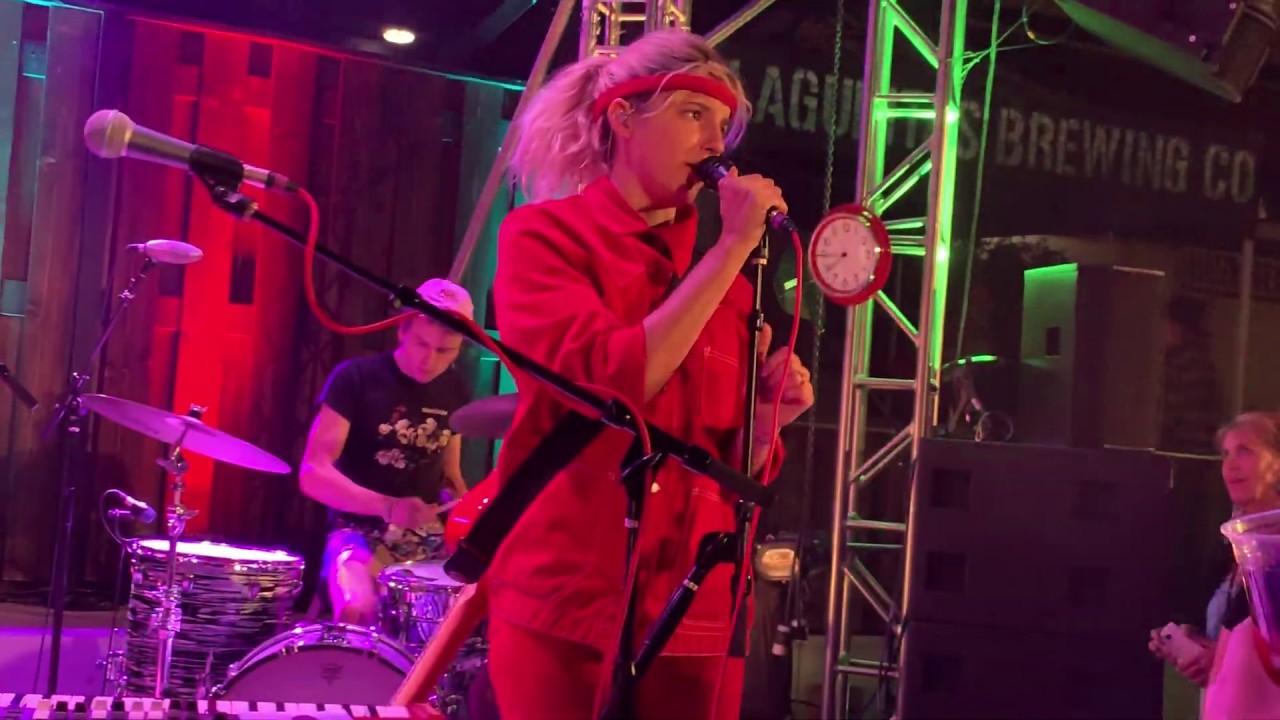 Caroline Rose - Do You Think We’ll Last Forever? (Live in Petaluma 2019)
