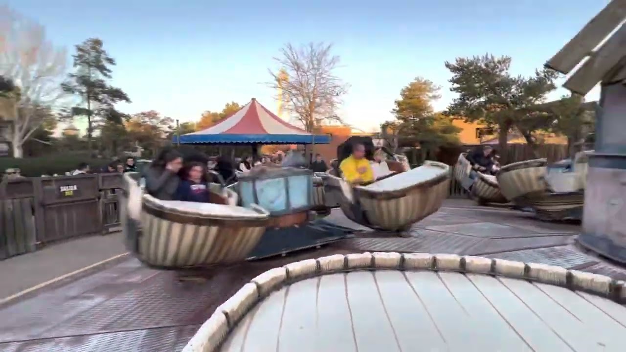 Los Carros De La Mina (乗車映像) / Parque Warner Madrid (スペイン)