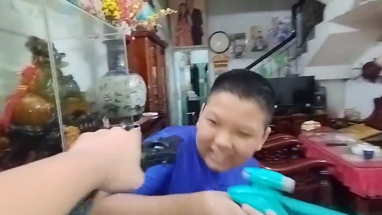 Chuyển sinh thành điệp viên bất ngờ trở thành bạn của kẻ thù kiếp trước ( seson 1 )