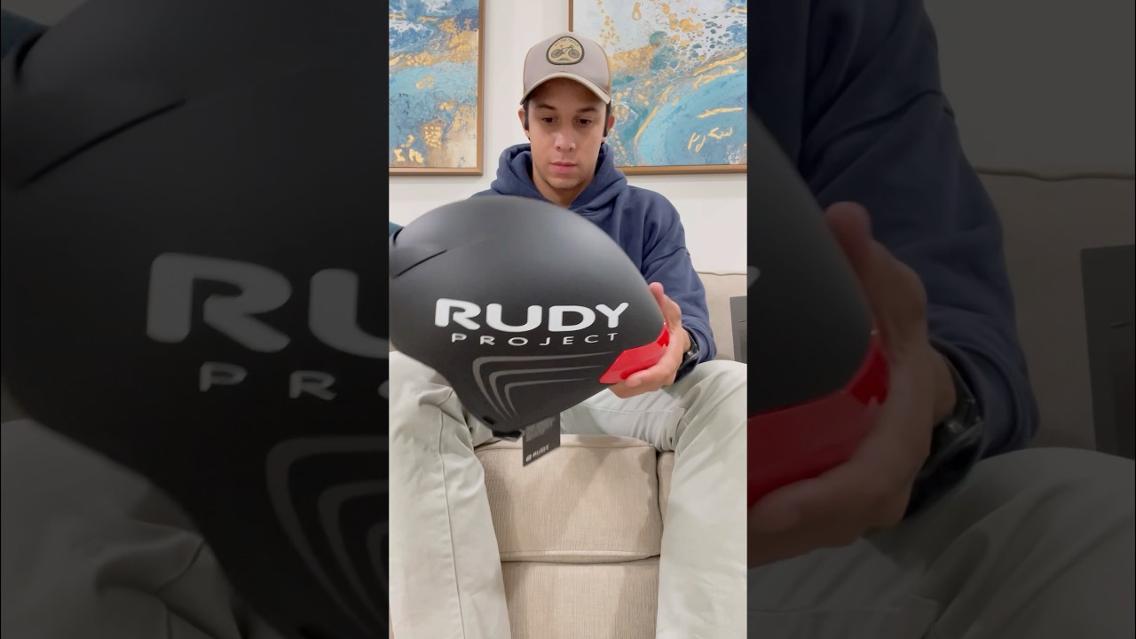 Unboxing Aero TT/Triathlon helmet #asmr #unboxing #satisfying #triathlon #ironman703#ironman