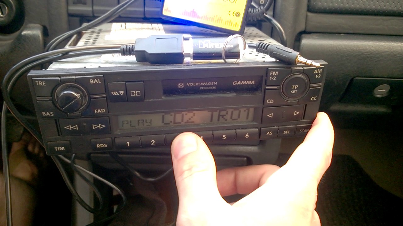 VW Gamma V + AUX + USB + CD control 1