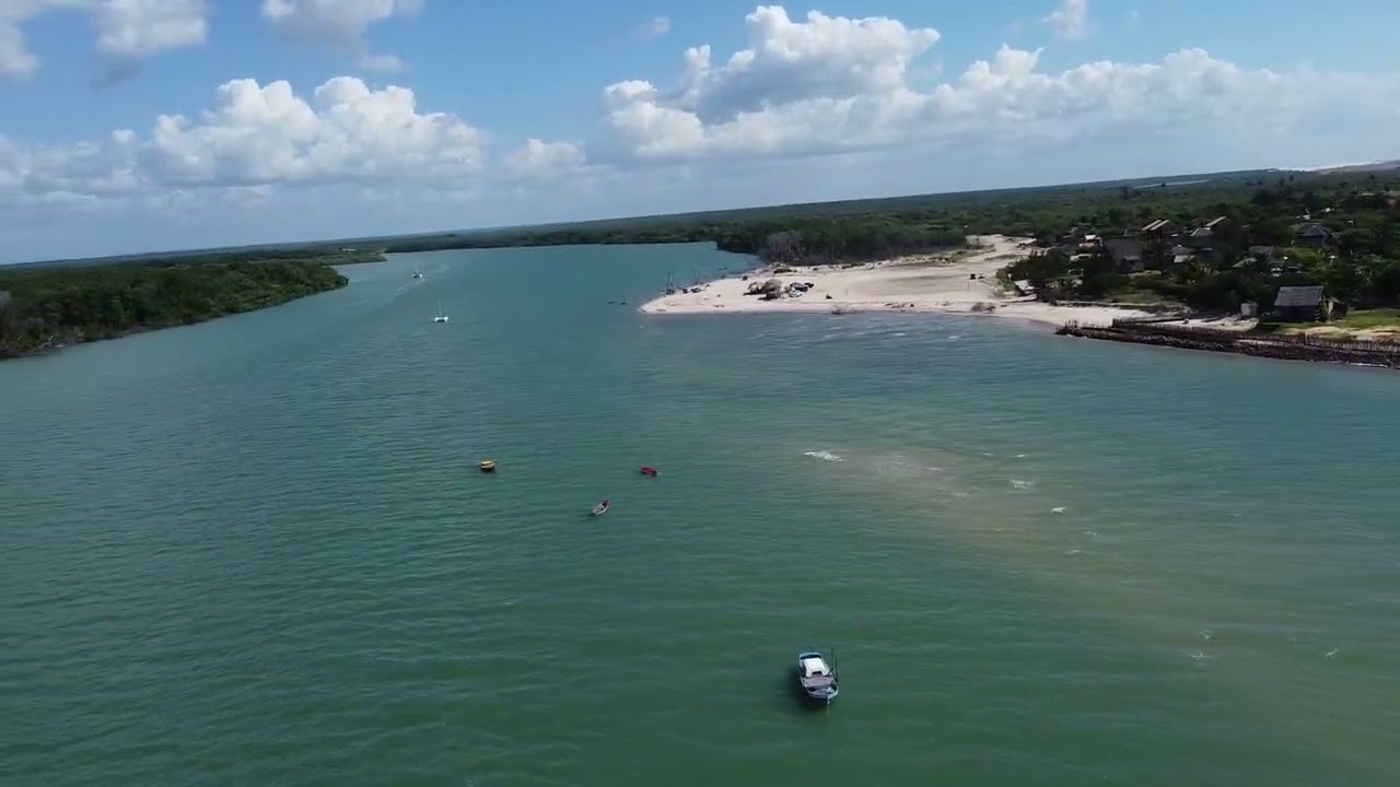 Praia do Macapá, em Luís Correia, no Piauí