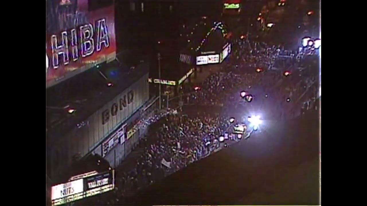 [1987-1988] New Year's Eve in Times Square Ball Drop | December 31, 1987 (CNN angle)