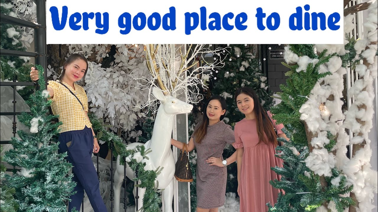WHITE CHRISTMAS DINING AT POSH COTTAGE CAFE AND RESTAURANT