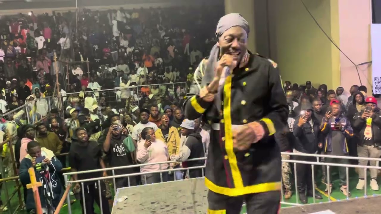 Dadza D asiya akwadza vanhu