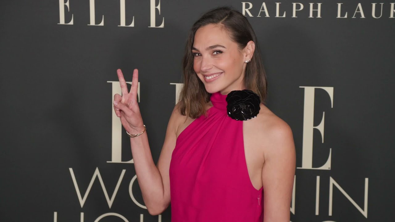 ELLE’S 27th Annual Women in Hollywood Celebration - Red Carpet Arrivals