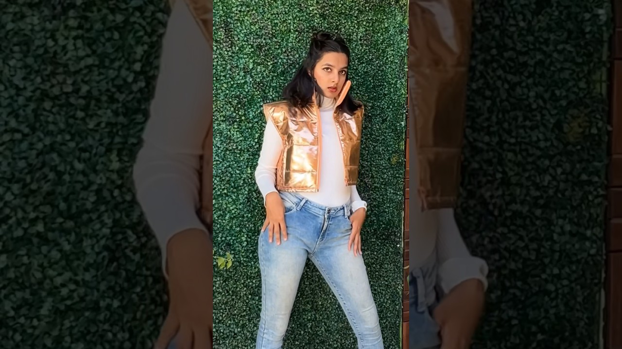 2023 female version of C-3PO.