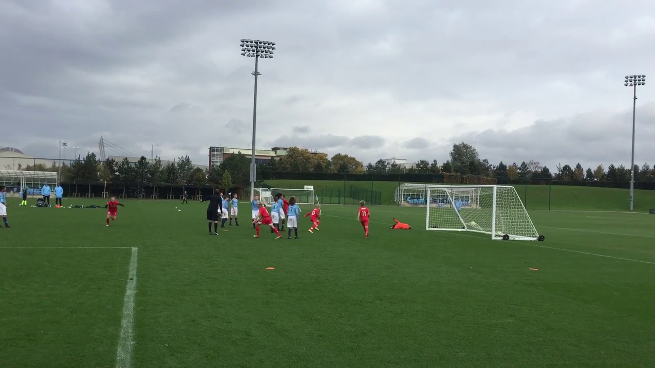 Fantastic freekick againts Manchester City - Hunor Vajk N&eacute;meth - FC Nordsj&aelig;lland